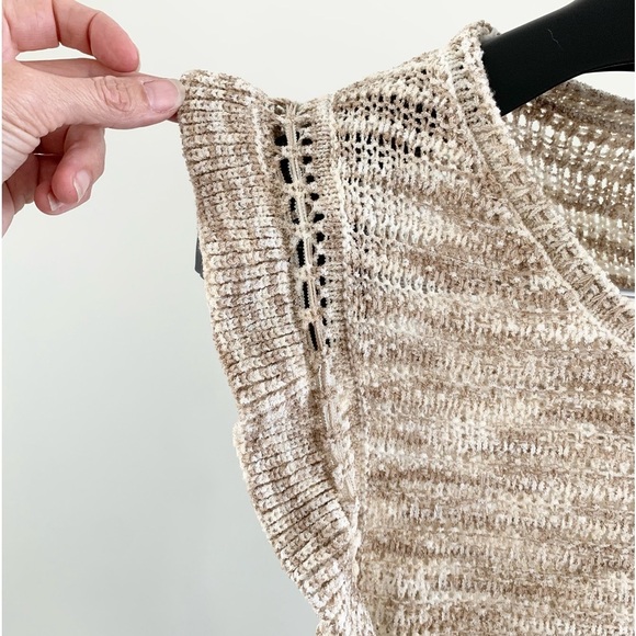 Mable Aylin Ruffle Top - Picture 6 of 13